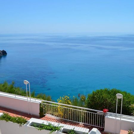 Maridea - Cave Suites Ponza Eksteriør bilde