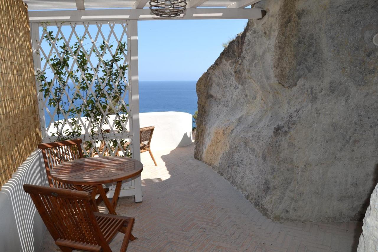 Maridea - Cave Suites Ponza Eksteriør bilde