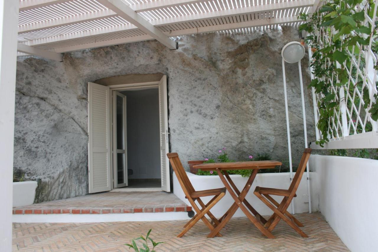 Maridea - Cave Suites Ponza Eksteriør bilde