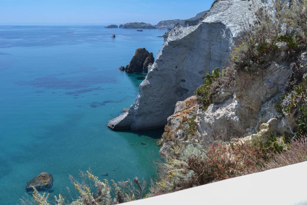 Maridea - Cave Suites Ponza Eksteriør bilde