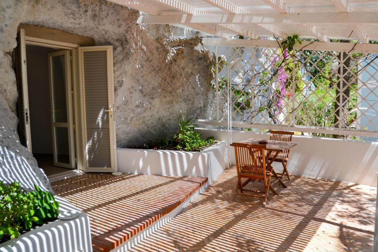 Maridea - Cave Suites Ponza Eksteriør bilde